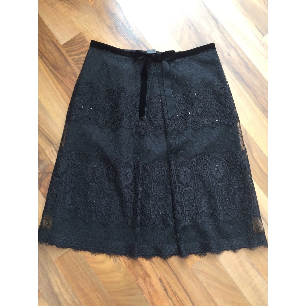 ANN TAYLOR Black Lace LADIES Party A Line SKIRT SIZE 4 Petite Lined Sequins